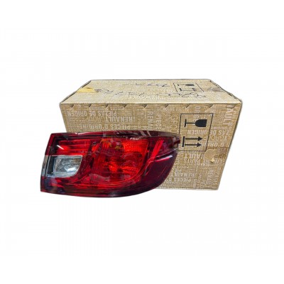 RENAULT CLİO 4 - IV HB SAĞ DIŞ STOP LAMBASI 2013 SONRASI (DUYLU) 265502631R